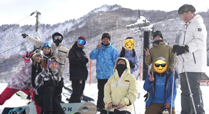 【社内イベント】数年に一度の寒波からの快晴！神立スノーリゾートで重なった「奇跡」